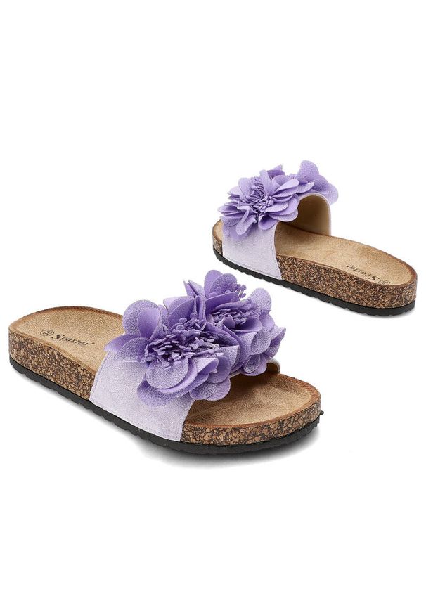 Fioletowe Klapki Seastar Blue Modne Obuwie Damskie Na Lato. Okazja: na spacer, na plażę. Kolor: fioletowy. Wzór: kwiaty. Sezon: lato