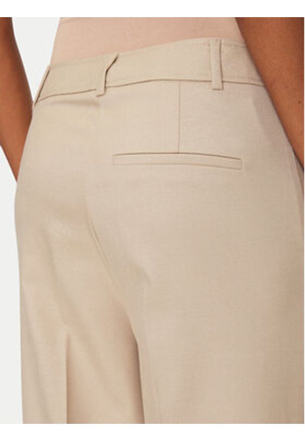 Morgan Spodnie materiałowe 251-PLUX.F Beżowy Straight Fit. Kolor: beżowy. Materiał: wiskoza, syntetyk