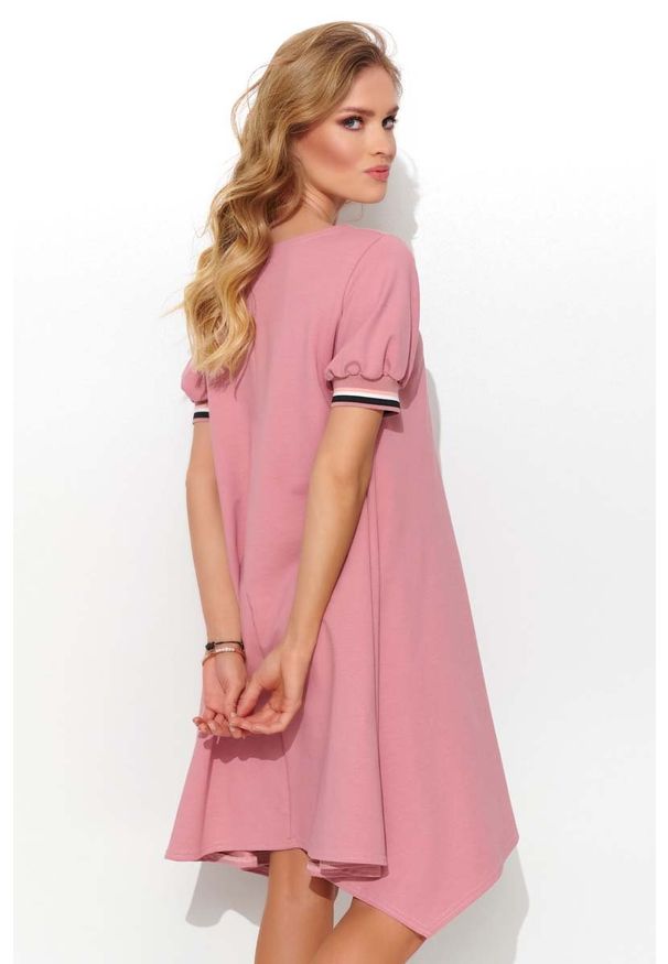 Makadamia - Asymetryczna Sukienka z Taśmami - Różowa. Kolor: różowy. Materiał: elastan, poliester, bawełna. Typ sukienki: asymetryczne