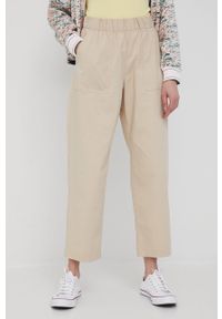 GAP spodnie damskie kolor beżowy proste high waist. Okazja: na co dzień. Stan: podwyższony. Kolor: beżowy. Materiał: tkanina. Styl: casual