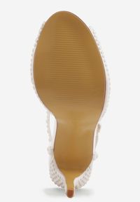 Born2be - Białe Sandały Peep Toe na Szpilce z Paskiem Wokół Kostki Zdobione Perłami Neveana. Okazja: na spotkanie biznesowe, na ślub cywilny, do pracy, na wesele. Nosek buta: otwarty. Zapięcie: pasek. Kolor: biały. Wzór: aplikacja. Obcas: na szpilce. Styl: biznesowy, elegancki, wizytowy #5