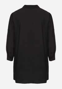 Born2be - Czarna Koszulowa Sukienka z Wiskozy Zdobiona Kwiatowym Haftem Nalilsa. Okazja: na co dzień. Typ kołnierza: kołnierzyk klasyczny. Kolekcja: plus size. Kolor: czarny. Materiał: wiskoza. Wzór: kwiaty, aplikacja, haft. Typ sukienki: koszulowe. Styl: klasyczny, casual, elegancki #6