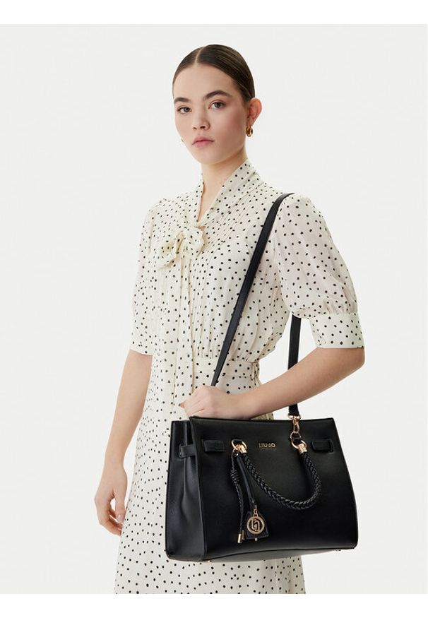 Liu Jo Torebka AA6086 E1012 Czarny. Kolor: czarny. Materiał: skórzane