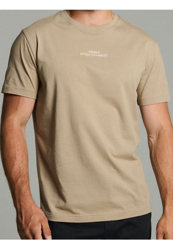 Sinsay - Bawełniana koszulka z haftem - Inny. Materiał: bawełna. Wzór: haft