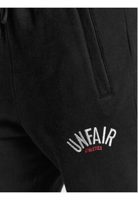 Unfair Athletics Spodnie dresowe UNFR22-175 Czarny Regular Fit. Kolor: czarny. Materiał: dresówka, bawełna