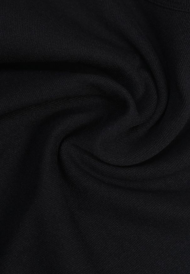 Renee - Czarny Krótki T-shirt Basic z Okrągłym Dekoltem Gresalor. Okazja: na co dzień. Kolor: czarny. Materiał: jeans, zamsz. Długość: krótkie. Styl: klasyczny, casual