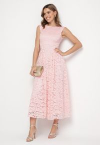 Born2be - Różowa Koronkowa Sukienka o Rozkloszowanym Kroju z Odkrytymi Plecami Nelamia. Okazja: na co dzień, na imprezę. Kolor: różowy. Materiał: koronka. Długość rękawa: bez rękawów. Styl: wizytowy, casual, elegancki #4