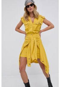 Diesel Sukienka kolor żółty mini rozkloszowana. Kolor: żółty. Materiał: materiał, tkanina, jedwab, lyocell. Wzór: gładki. Typ sukienki: rozkloszowane, asymetryczne. Długość: mini