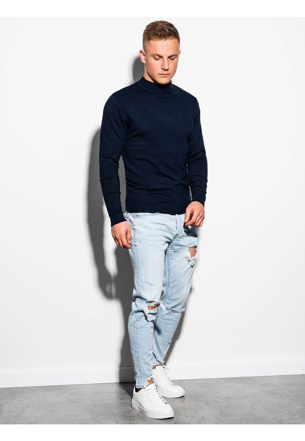 Niebieski sweter Ombre Clothing z golfem