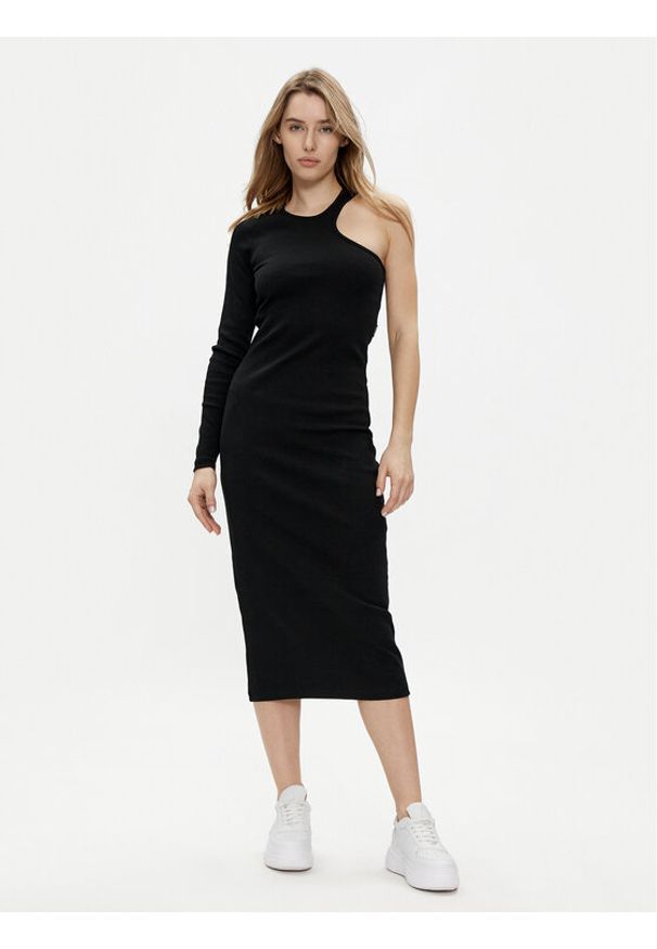 Replay Sukienka dzianinowa W9074.000.23587 Czarny Slim Fit. Kolor: czarny. Materiał: bawełna