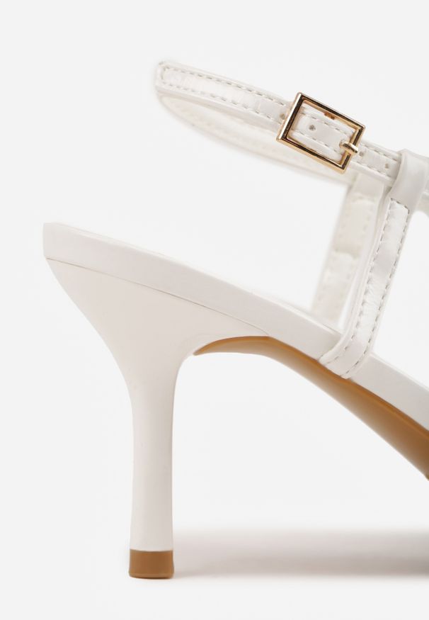 Renee - Białe Szpilki VICES z Aplikacją w Kształcie Kokardy Evithe. Kolor: biały. Wzór: aplikacja. Obcas: na szpilce. Styl: elegancki. Wysokość obcasa: średni