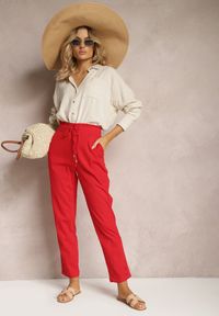 Renee - Czerwone Spodnie z Regularnym Stanem Ściągane Sznurkiem Aryle. Kolor: czerwony