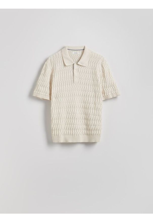 Reserved - Strukturalny sweter polo - kremowy. Typ kołnierza: polo. Kolor: kremowy. Materiał: bawełna, dzianina