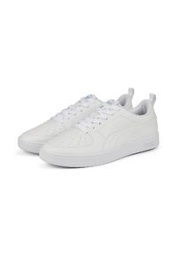 Buty do chodzenia męskie Puma Rickie. Kolor: biały. Materiał: materiał, skóra ekologiczna. Sport: turystyka piesza
