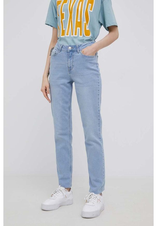 Pieces jeansy damskie medium waist. Kolor: niebieski