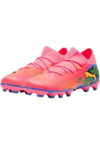 Buty piłkarskie Puma Future 7 Match Njr FG/AG Jr 107841 01 różowe. Kolor: różowy. Materiał: syntetyk, dzianina. Szerokość cholewki: normalna. Sport: piłka nożna