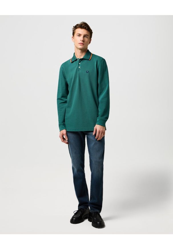Wrangler - MESKA KOSZULKA POLO WRANGLER LS POLO SHIRT BISTRO GREEN 112371507. Typ kołnierza: polo