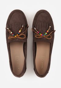 Born2be - Ciemnibrązowe Mokasyny VICES z Wkładką ze Skóry Naturalnej i Ozdobnymi Koralikami Neni. Okazja: na co dzień. Kolor: brązowy. Materiał: skóra. Styl: casual, klasyczny, elegancki #8