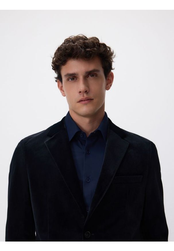 Reserved - Marynarka slim fit - czarny. Kolor: czarny. Materiał: tkanina