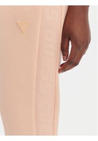 Guess Spodnie dresowe V2YB18 K7UW2 Pomarańczowy Regular Fit. Kolor: pomarańczowy. Materiał: wiskoza #5