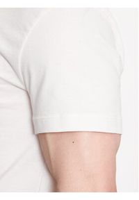 Tommy Jeans T-Shirt DM0DM16882 Biały Regular Fit. Kolor: biały. Materiał: bawełna