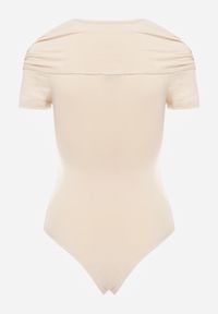 Renee - Beżowe Body z Ozdobnymi Rękawami i Hiszpańskim Dekoltem Joanlo. Kolor: beżowy. Materiał: jeans. Długość: krótkie #8
