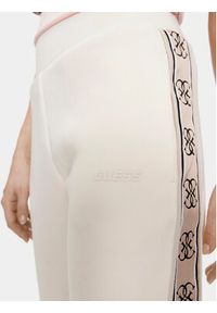 Guess Spodnie dresowe Britney V2YB15 KB3P2 Écru Regular Fit. Materiał: bawełna #6
