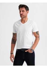 Ombre Clothing - Klasyczna męska bawełniana koszulka z dekoltem w serek BASIC – biała V4 OM-TSBS-0237 - XXL. Typ kołnierza: dekolt w serek. Kolor: biały. Materiał: bawełna. Styl: klasyczny #4