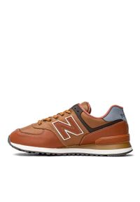 Sneakersy męskie brązowe New Balance ML574OMA. Kolor: brązowy. Materiał: materiał, guma. Szerokość cholewki: normalna. Model: New Balance 574 #4
