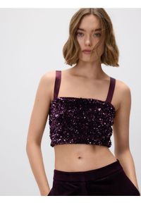 Reserved - Cekinowy top - ciemnofioletowy. Kolor: fioletowy. Materiał: dzianina #1