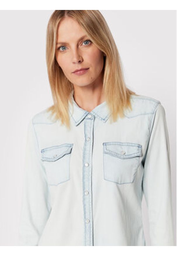 Guess Koszula jeansowa W2GH75 D4NA0 Niebieski Regular Fit. Kolor: niebieski. Materiał: bawełna