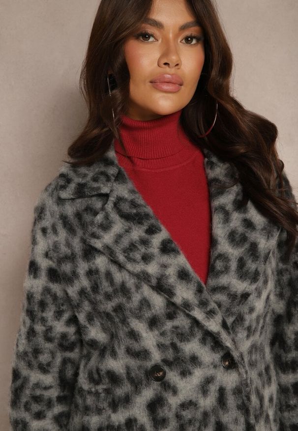 Renee - Szary Panterkowy Płaszcz Dwurzędowy z Wsuwanymi Kieszeniami Niarelith. Okazja: na co dzień. Kolor: szary. Materiał: jeans. Styl: elegancki, casual