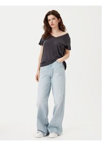 Lee Bluzka V Neck Tee L41JEN01 112108991 Czarny Regular Fit. Kolor: czarny. Materiał: lyocell #3