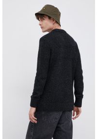 Superdry Sweter z domieszką wełny męski kolor czarny. Okazja: na co dzień. Kolor: czarny. Materiał: wełna. Długość rękawa: długi rękaw. Długość: długie. Wzór: ze splotem. Styl: casual