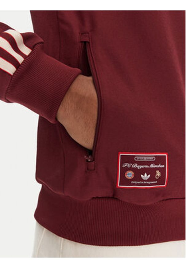 Adidas - adidas Bluza FC Bayern Terrace JF0582 Czerwony Slim Fit. Kolor: czerwony. Materiał: syntetyk
