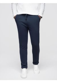 Ombre Clothing - Spodnie męskie z dzianiny pique z regulacją w pasie – granatowe V1 - Rozmiar: M. Okazja: na co dzień. Kolor: niebieski. Materiał: dzianina. Styl: klasyczny, casual, elegancki