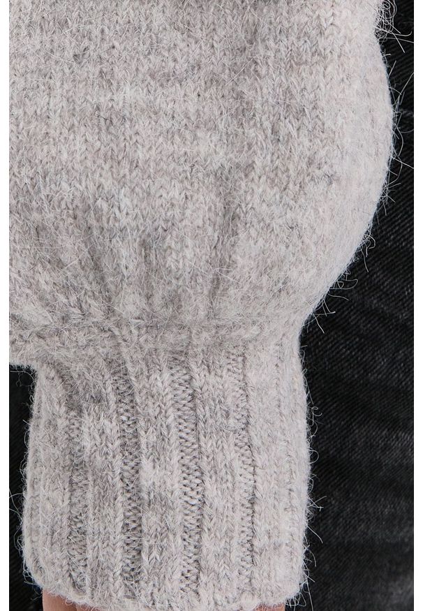 For Love & Lemons Sweter damski kolor szary. Kolor: szary. Materiał: dzianina. Długość rękawa: długi rękaw. Długość: długie. Wzór: melanż
