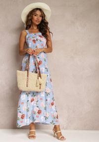 Renee - Niebieska Sukienka Maxi w Kwiaty z Rozkloszowanym Dołem na Ramiączkach Aletaina. Kolor: niebieski. Długość rękawa: na ramiączkach. Wzór: kwiaty. Sezon: lato, wiosna. Długość: maxi #5