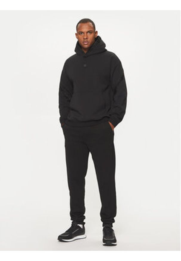 Hugo - HUGO Bluza Dagarito 50521429 Czarny Relaxed Fit. Kolor: czarny. Materiał: bawełna