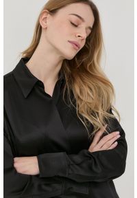 VICTORIA BECKHAM - Victoria Beckham bluzka jedwabna damska kolor czarny gładka. Okazja: na co dzień. Kolor: czarny. Materiał: jedwab. Długość rękawa: długi rękaw. Długość: długie. Wzór: gładki. Styl: casual