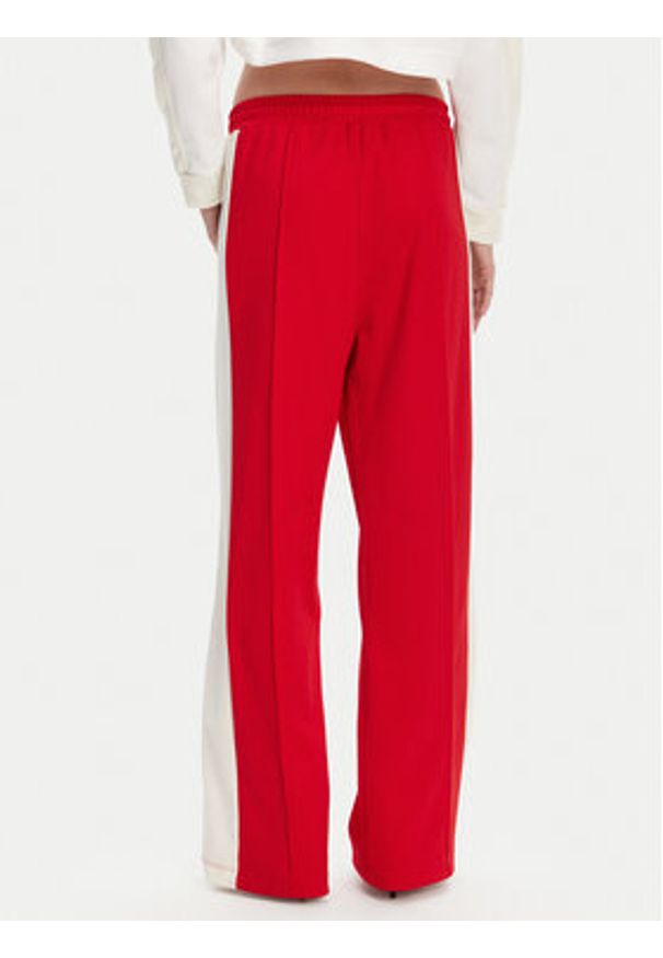 Pinko - PINKO Spodnie dresowe Jacob 105272 A2MD Czerwony Relaxed Fit. Kolor: czerwony. Materiał: syntetyk