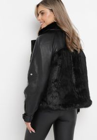Born2be - Czarna Kurtka z Imitacji Skóry Ozdobiona Futerkiem Coumballe. Kolor: czarny. Materiał: skóra, futro. Wzór: aplikacja #2