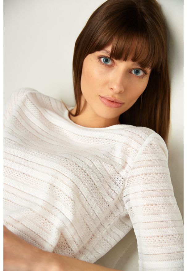 Greenpoint - Żakardowy sweter z połyskującą nitką. Materiał: żakard