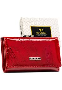 ROVICKY - Lakierowany czerwony portfel damski na bigiel skórzany RFID STOP Rovicky RPN-23-YM. Kolor: czerwony. Materiał: lakier #1
