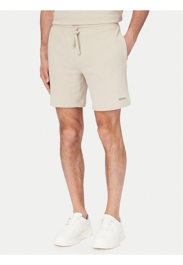 Hugo - HUGO Szorty sportowe Austin 50532023 Beżowy jasny Regular Fit. Kolor: beżowy. Materiał: bawełna. Styl: sportowy