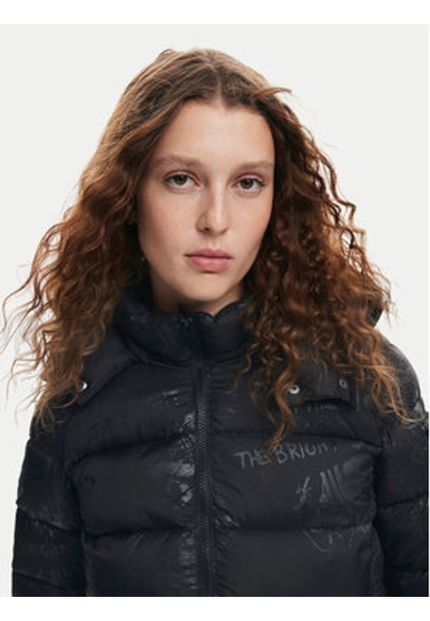 Desigual Kurtka zimowa Drammen 24WWEWBM Czarny Regular Fit. Kolor: czarny. Materiał: syntetyk. Sezon: zima