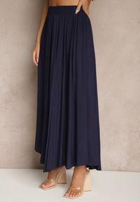 Renee - Granatowa Spódnica o Rozkloszowanym Kroju z Wiskozy Lunafina. Okazja: na co dzień. Kolor: niebieski. Materiał: wiskoza. Styl: sportowy, klasyczny, casual #5
