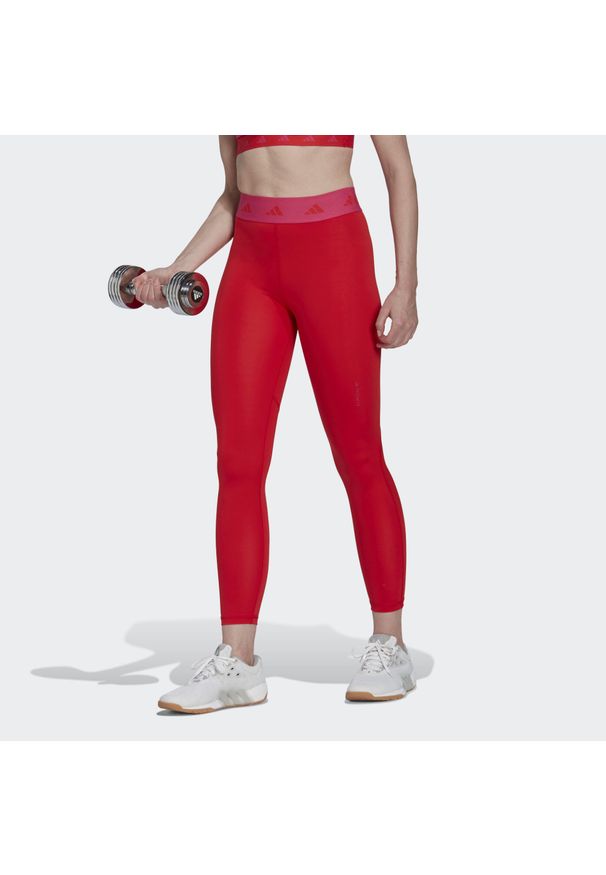 Adidas - Legginsy damskie adidas Techfit. Kolor: czerwony, różowy, wielokolorowy. Materiał: materiał. Technologia: Techfit (Adidas). Sport: fitness