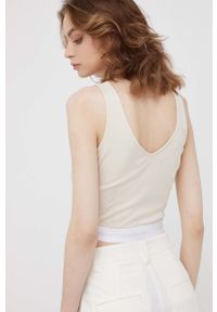 Calvin Klein Jeans top J20J218278.PPYY damski kolor beżowy. Kolor: beżowy. Materiał: włókno, materiał. Długość rękawa: na ramiączkach #2