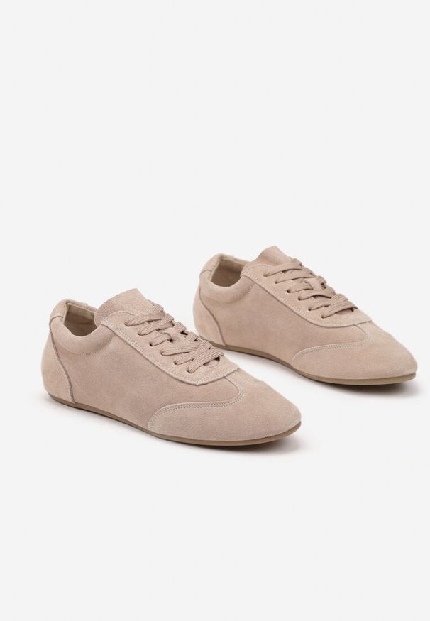 Born2be - Beżowe Skórzane Sneakersy w Klasycznym Stylu Fonavina. Okazja: na co dzień, na spacer. Kolor: beżowy. Materiał: skóra. Obcas: na płaskiej podeszwie. Sport: turystyka piesza